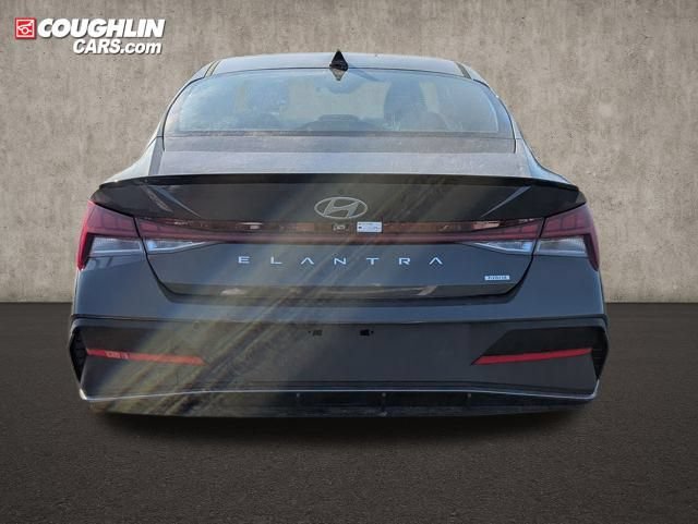 New 2026 Hyundai Elantra SEL FWD image 7