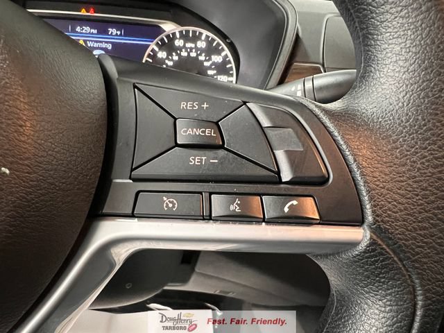 Used 2025 Nissan Altima 2.5 SV FWD image 49