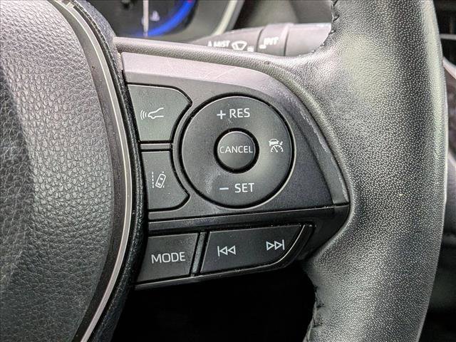 Used 2020 Toyota Corolla XLE image 12