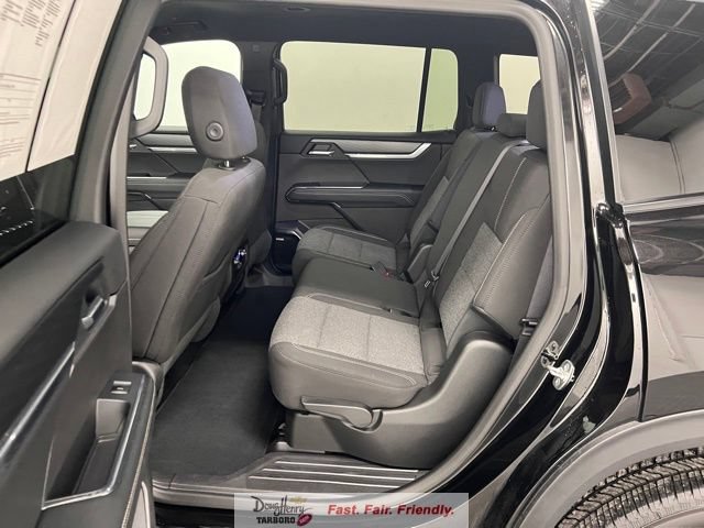 Used 2025 GMC Acadia Elevation FWD image 33