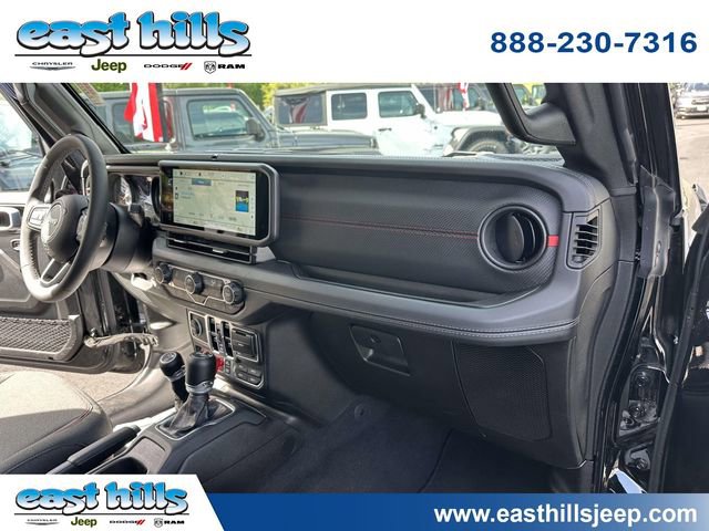 Certified 2025 Jeep Wrangler Unlimited Rubicon AWD/4WD image 26