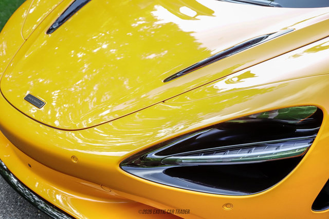 Used 2026 McLaren 750S Spider RWD image 38