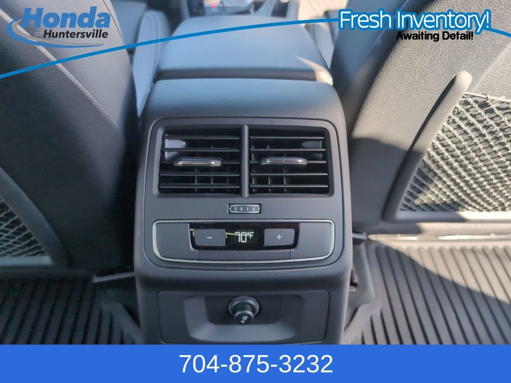 Used 2023 Audi A4 2.0T Premium w/ Convenience Package image 19