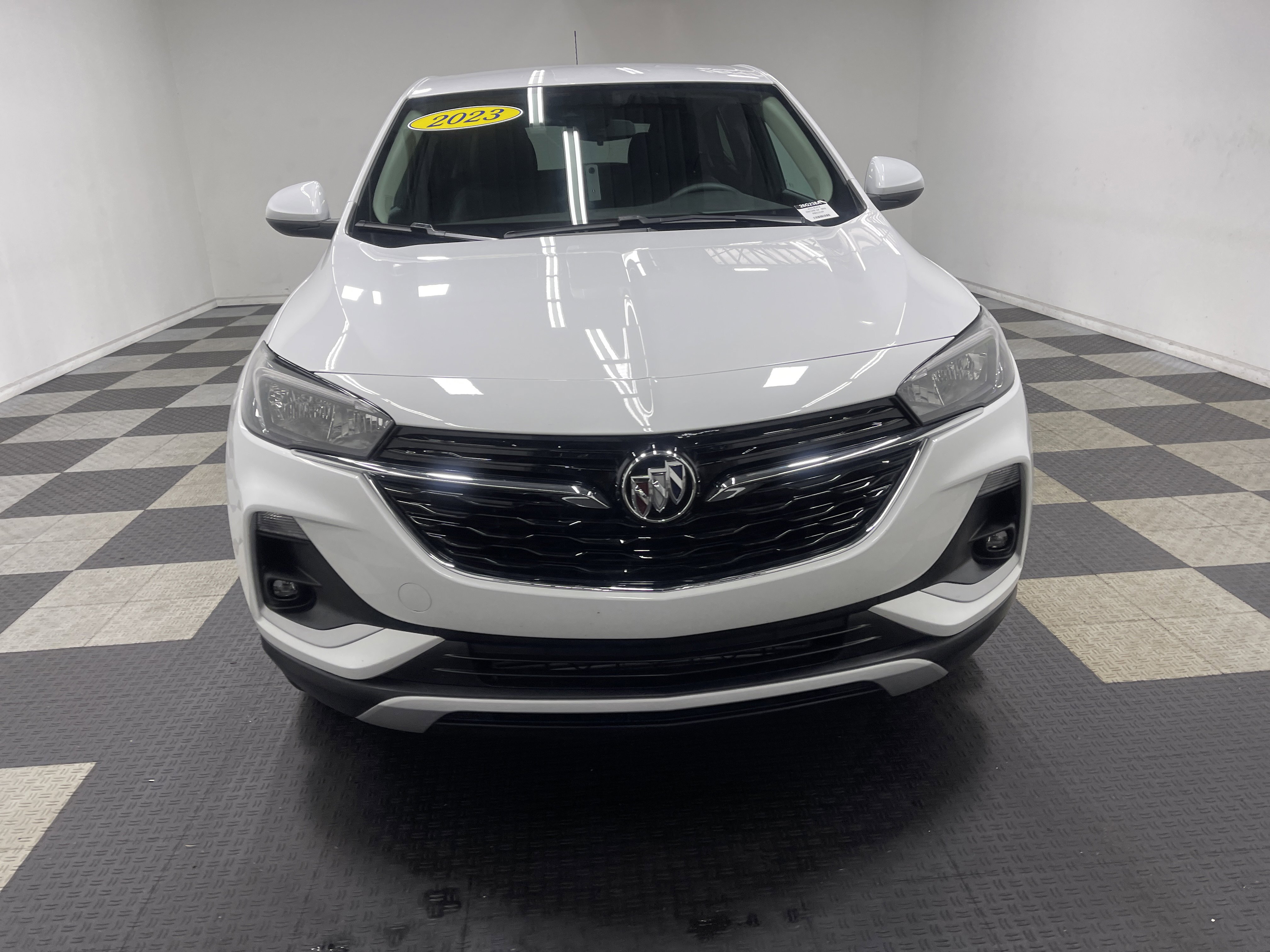 Used 2023 Buick Encore GX Preferred w/ Cold Weather Comfort Package FWD image 7