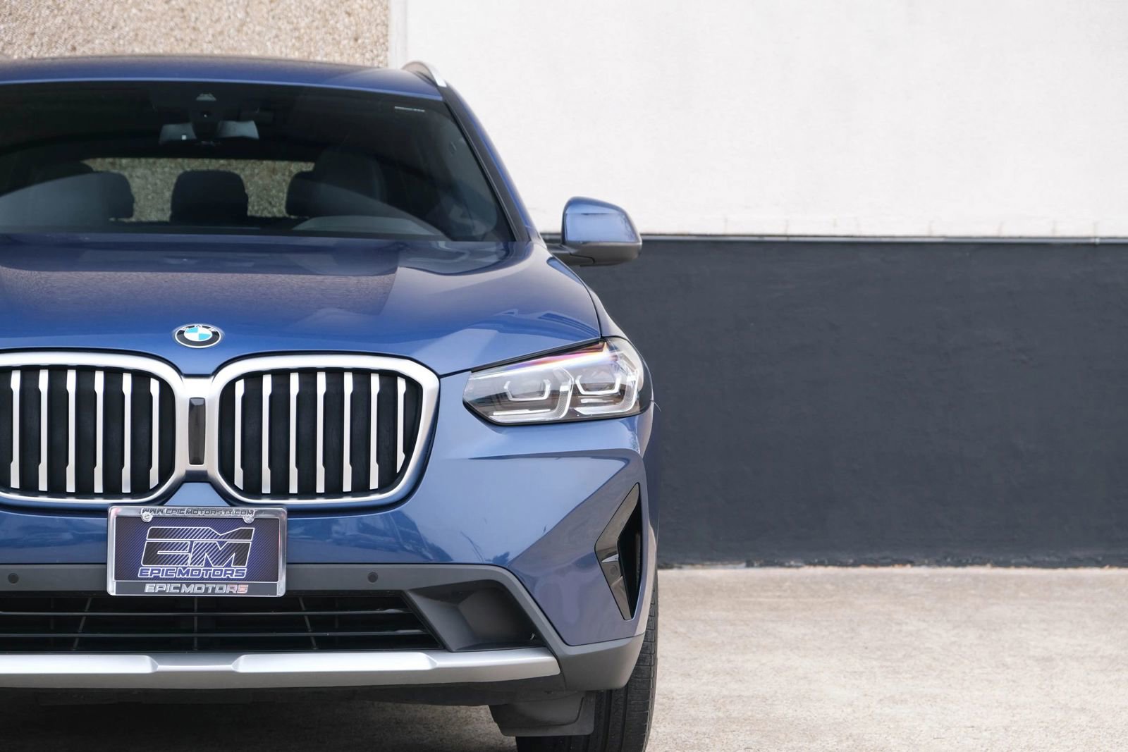 Used 2023 BMW X3 sDrive30i w/ Convenience Package RWD image 3