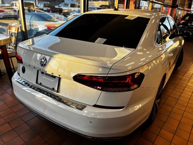 Used 2022 Volkswagen Passat 2.0T SE FWD image 9
