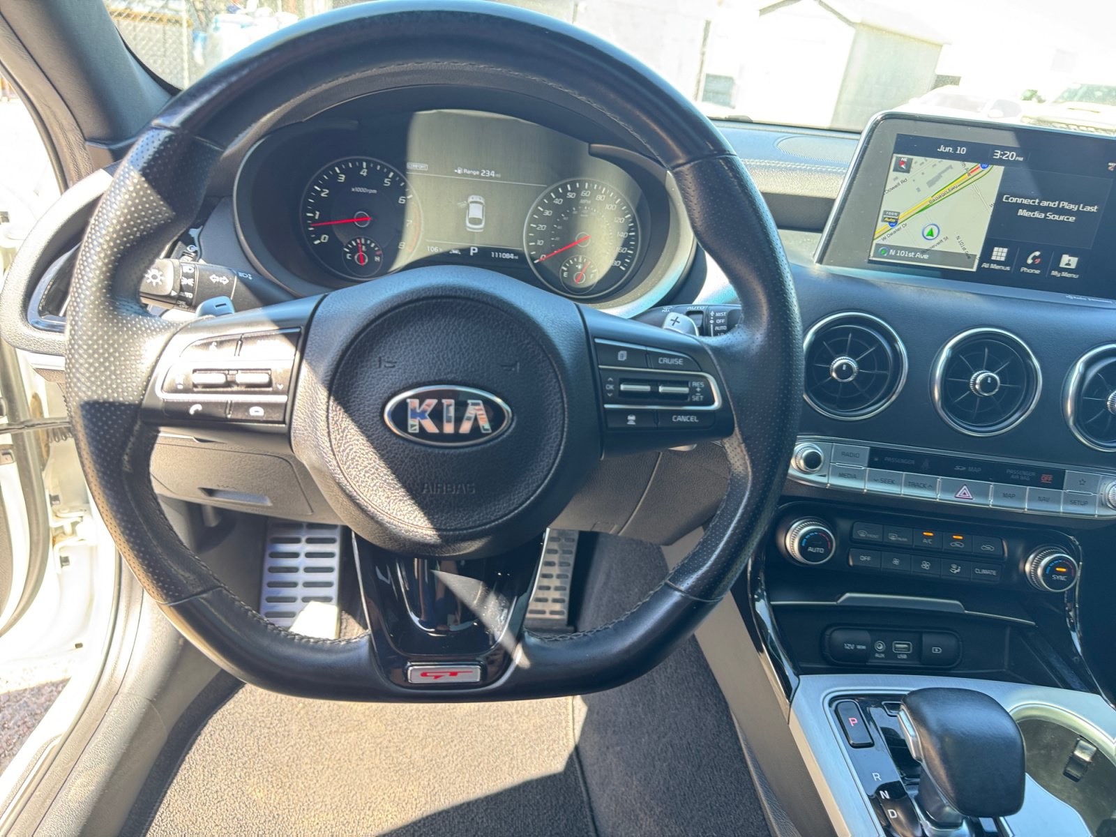 Used 2018 Kia Stinger GT2 RWD image 18
