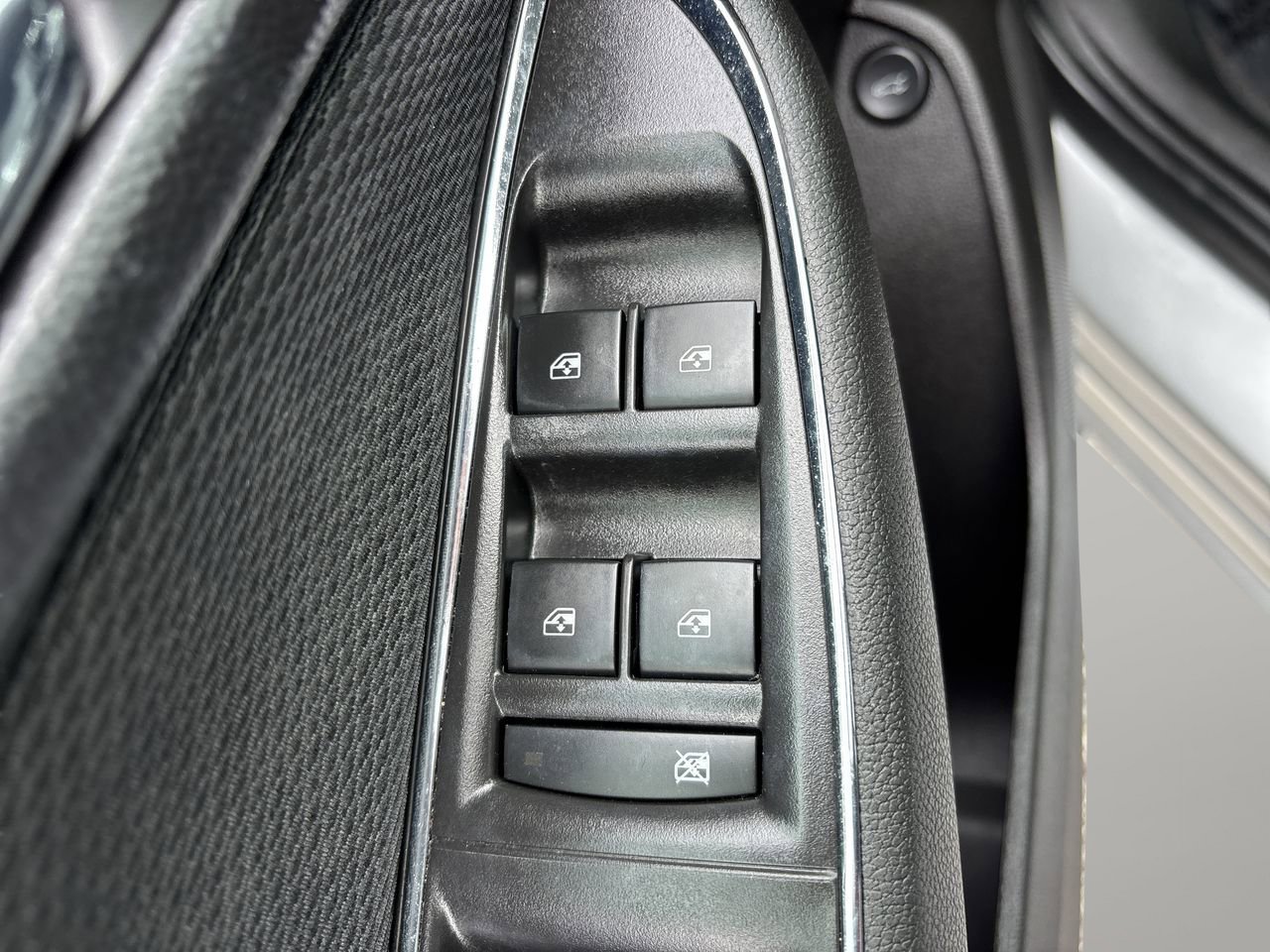 Used 2019 Chevrolet Cruze LS w/ LS Fleet Convenience Package FWD image 17