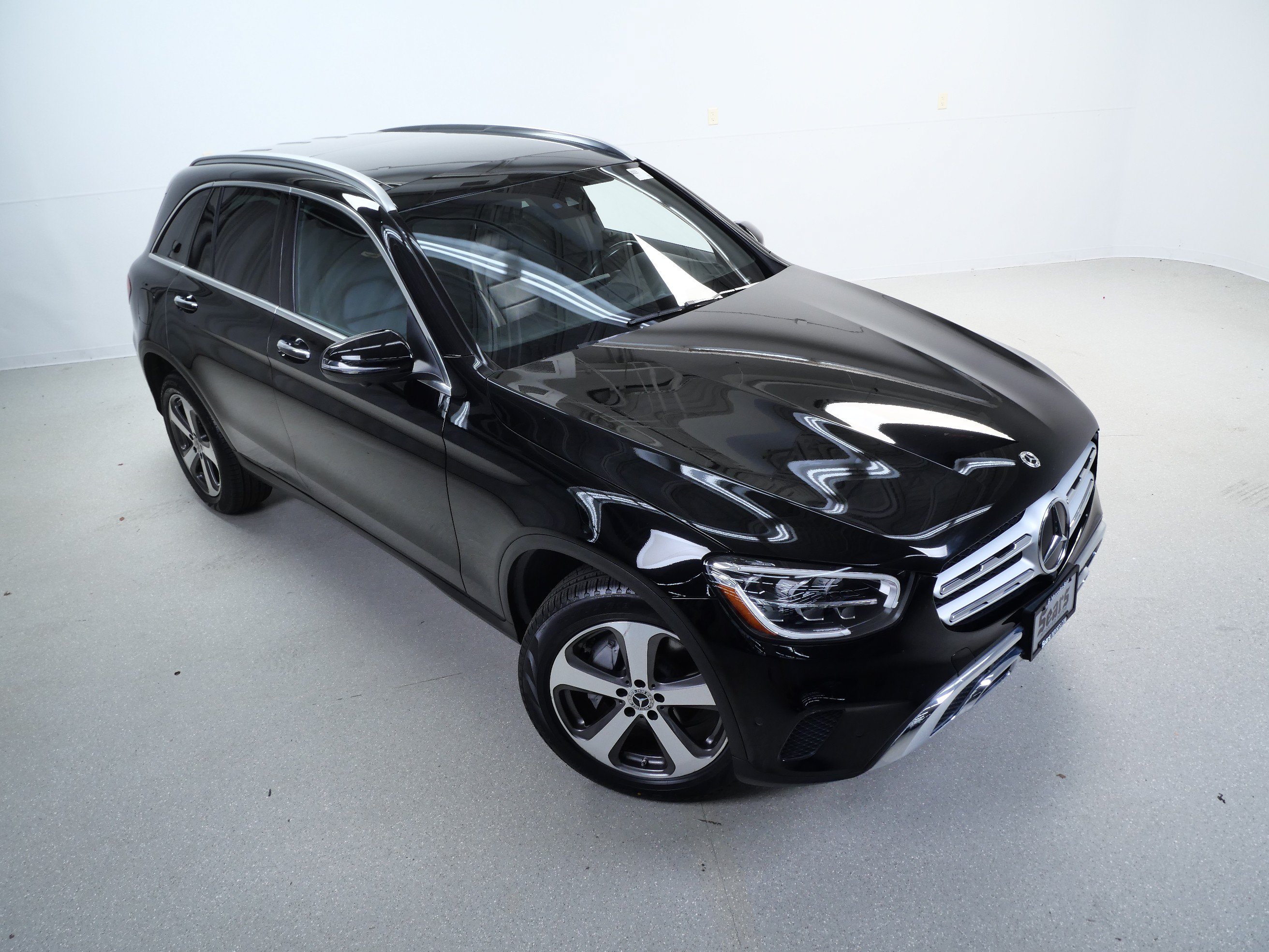Certified 2022 Mercedes-Benz GLC 300 4MATIC image 4