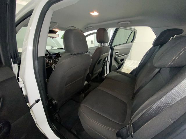 Used 2021 Chevrolet Trax LS w/ Tint and Cruise Package image 24