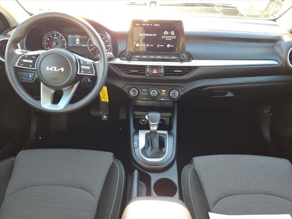 Used 2024 Kia Forte LXS image 8