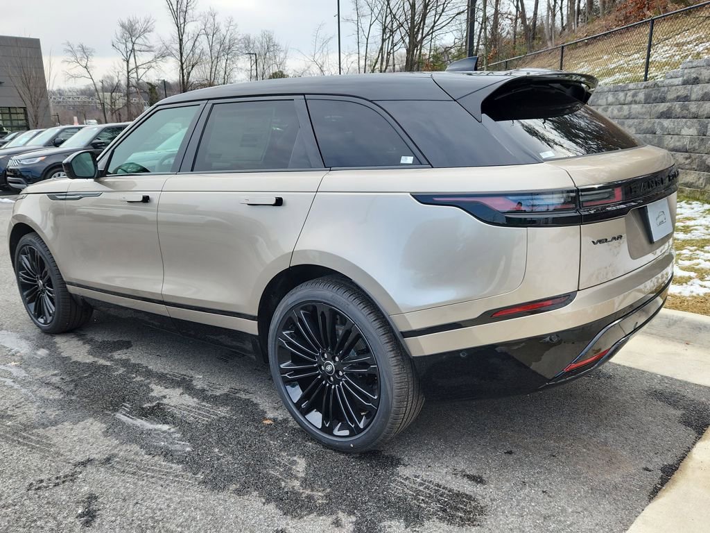 New 2026 Land Rover Range Rover Velar Dynamic SE image 12