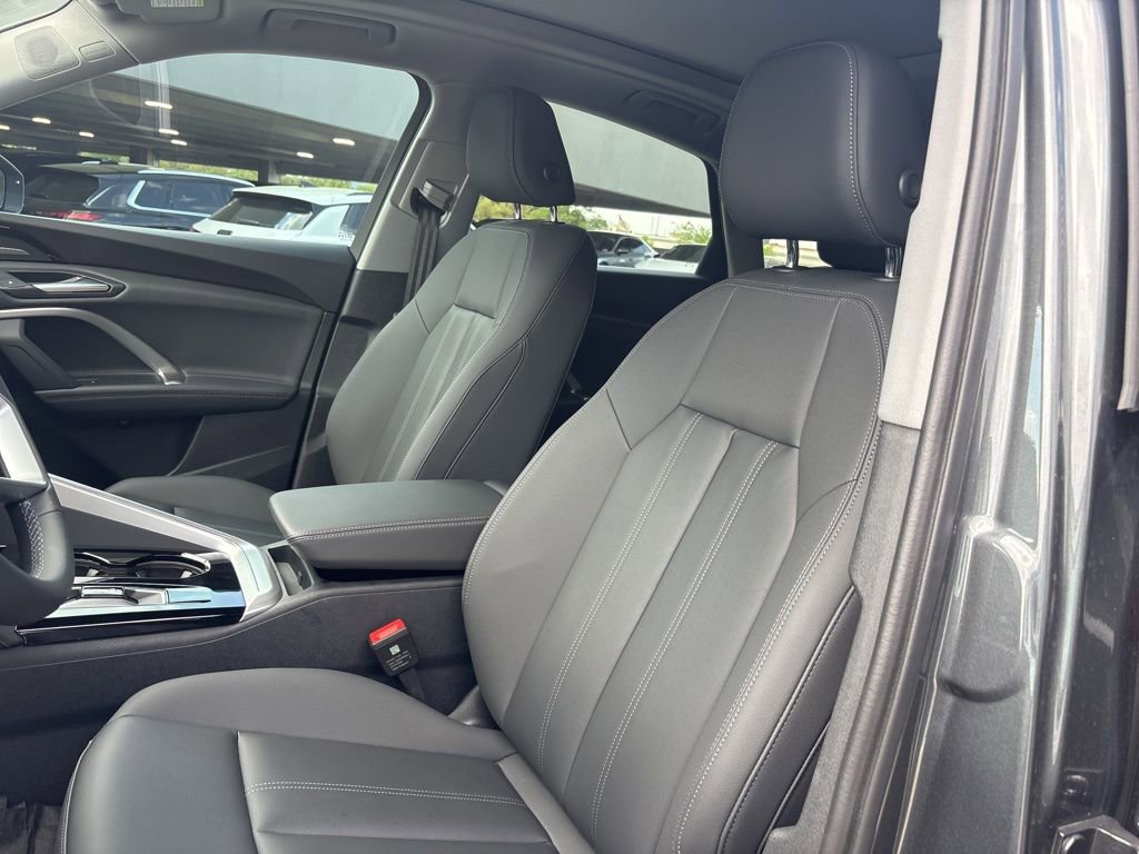 New 2025 Audi Q5 Premium Plus image 13