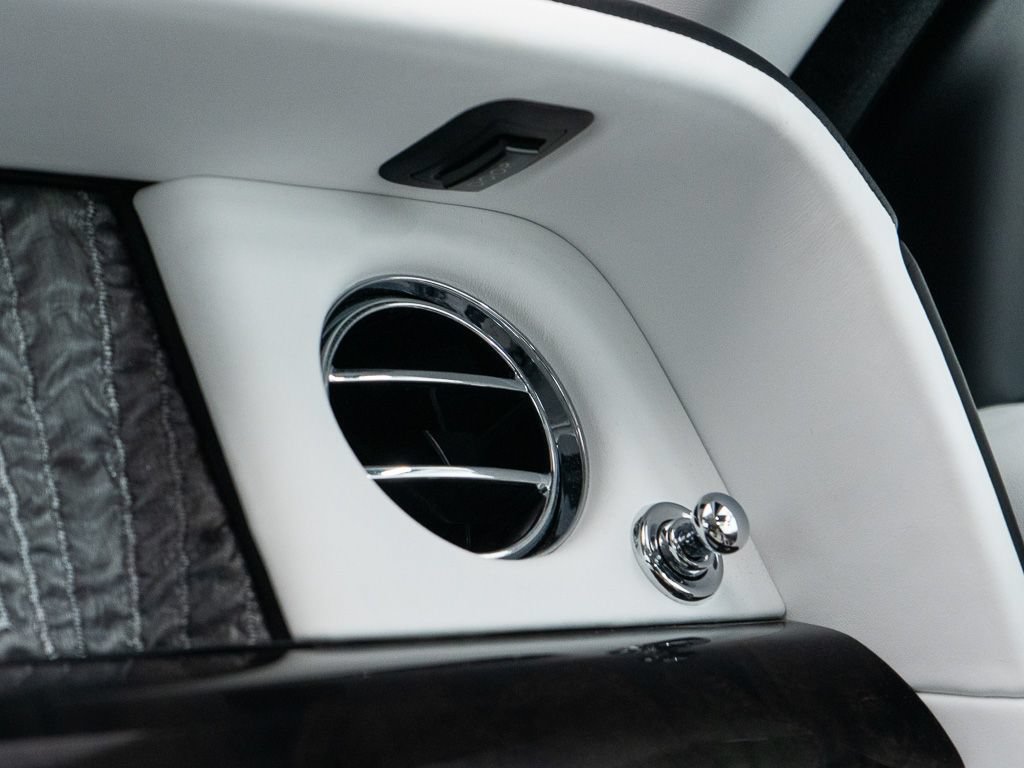 Certified 2023 Rolls-Royce Phantom Sedan RWD image 50