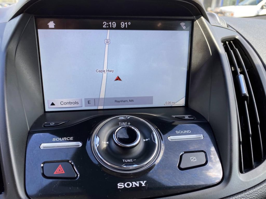 Used 2019 Ford Escape Titanium AWD/4WD image 14