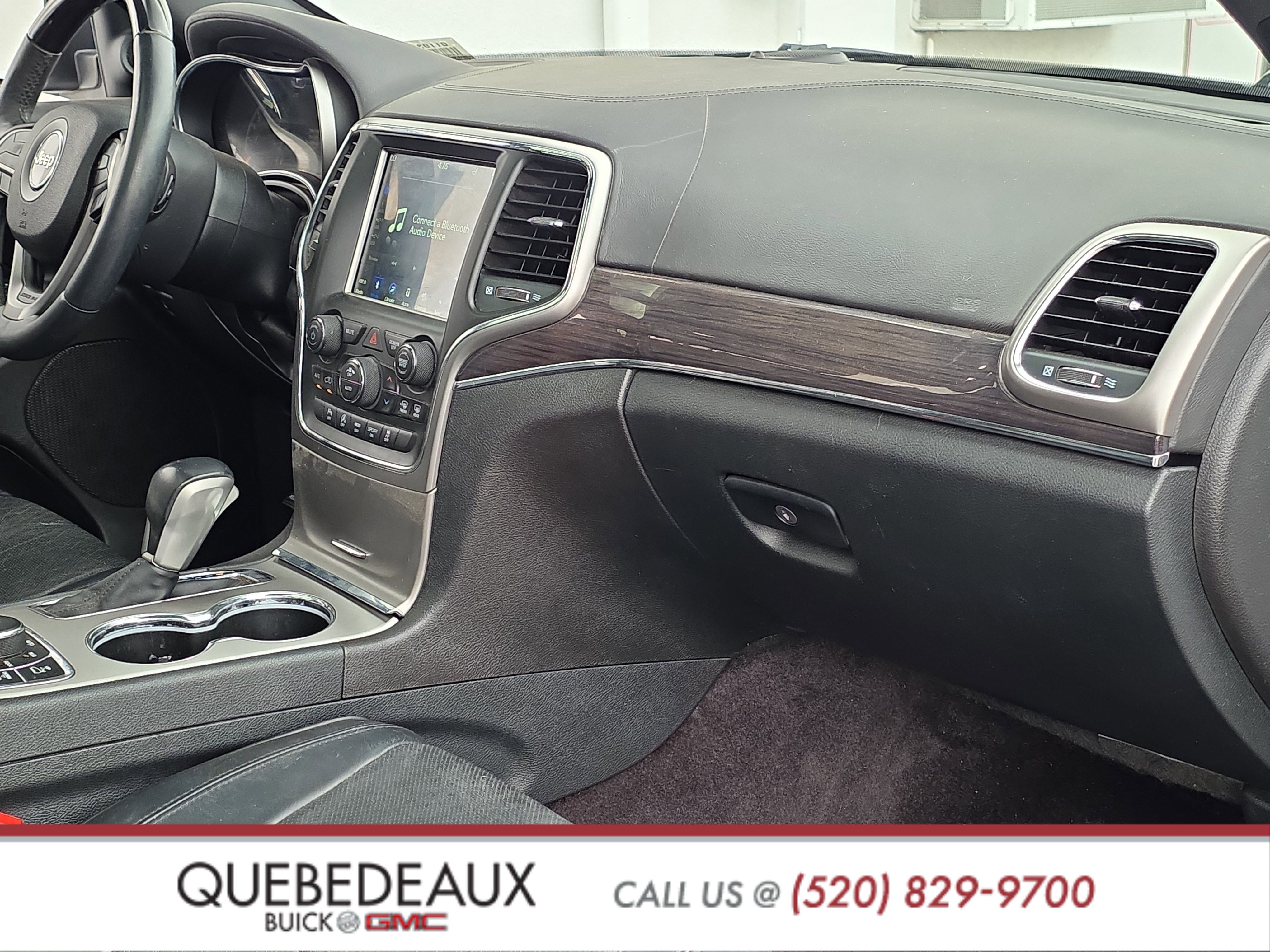 Used 2018 Jeep Grand Cherokee Overland AWD/4WD image 25