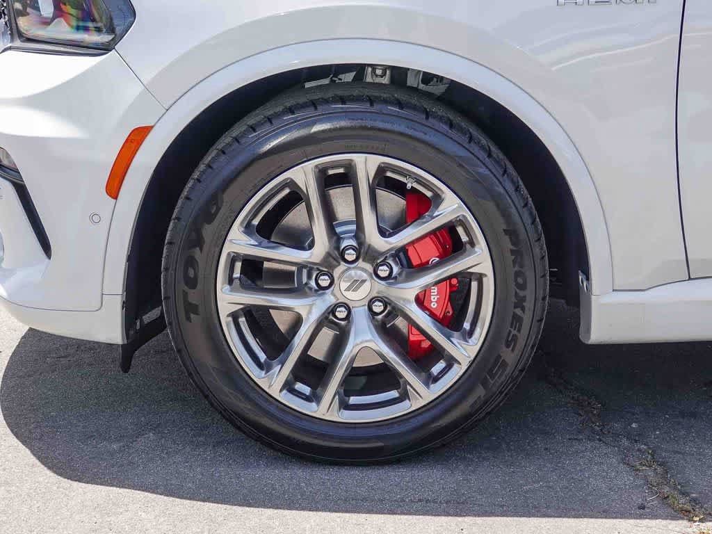 Certified 2022 Dodge Durango R/T w/ Tow 'N Go Package AWD/4WD image 10