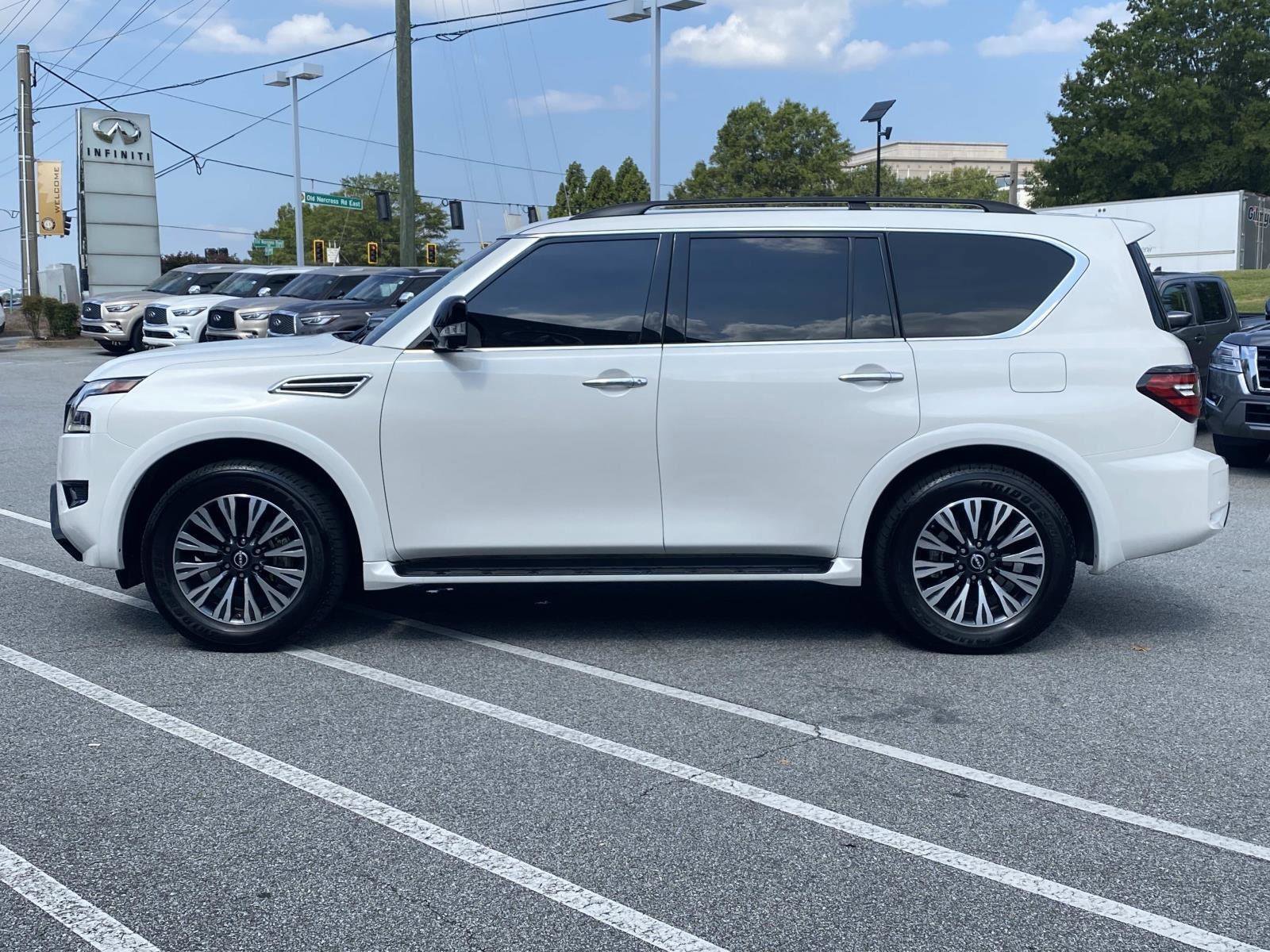 Used 2024 Nissan Armada SL w/ Midnight Edition Package image 2