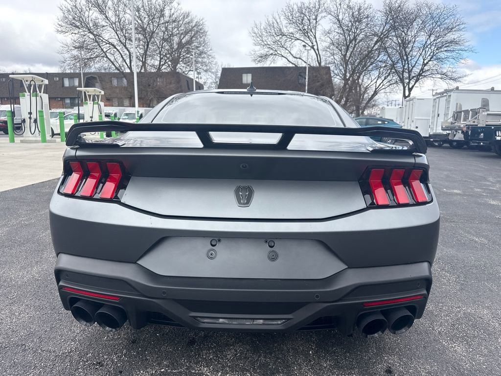 Used 2025 Ford Mustang Dark Horse image 8