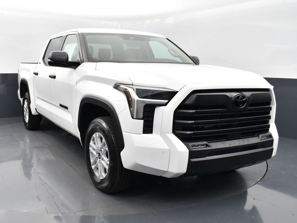 Used 2024 Toyota Tundra SR5 w/ SR5 Convenience Package image 2
