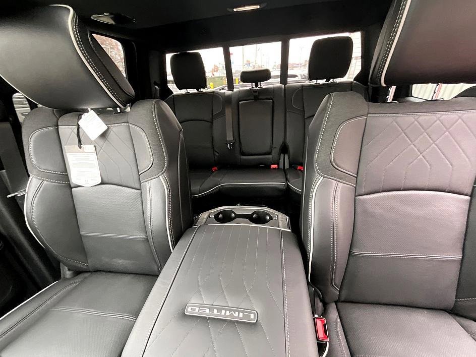 New 2026 RAM 3500 Limited image 38