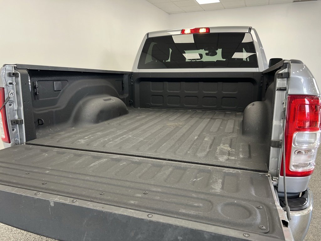 Used 2024 RAM 2500 Big Horn w/ Bed Utility Group image 7