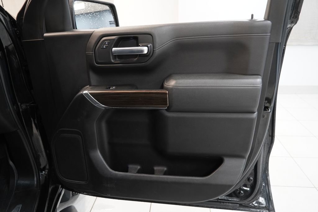 Used 2019 Chevrolet Silverado 1500 RST w/ All-Star Edition AWD/4WD image 30