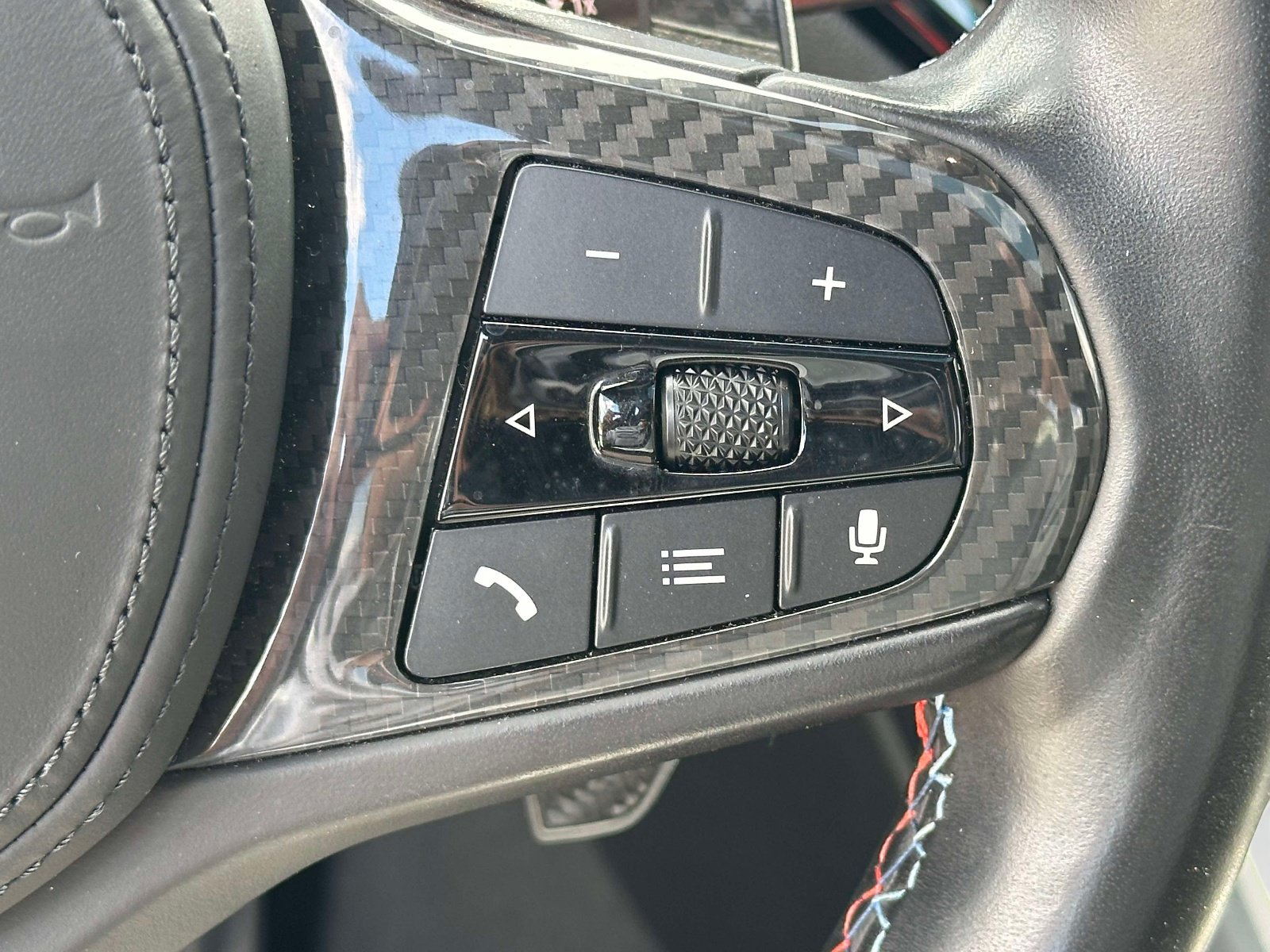 Used 2024 BMW M2 w/ Lighting Package RWD image 18