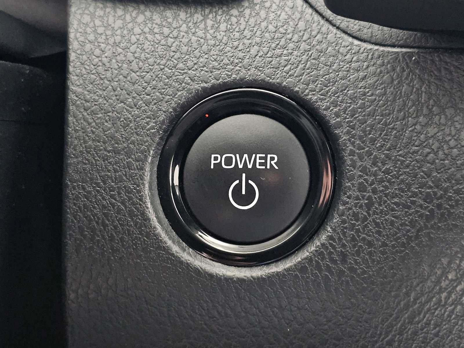 Used 2026 Toyota Camry XLE FWD image 30