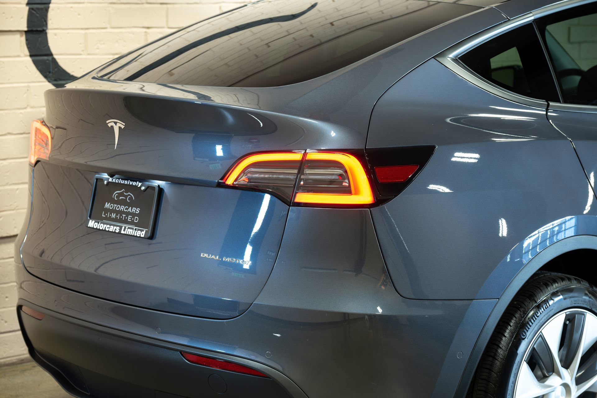 Used 2022 Tesla Model Y Long Range image 5