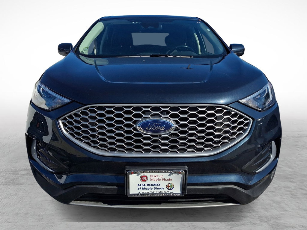 Used 2023 Ford Edge SEL image 2
