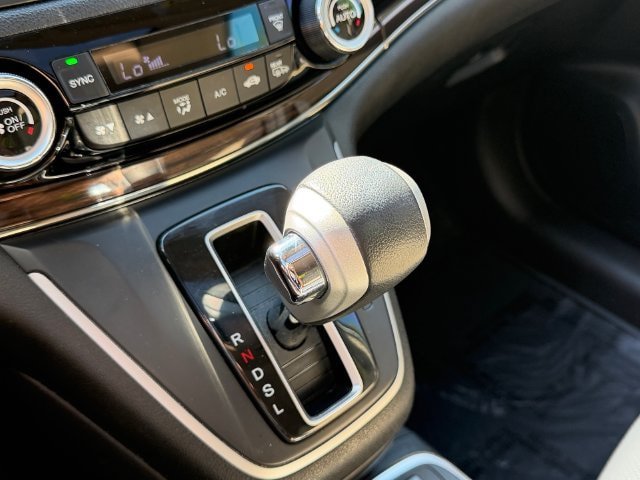 Used 2015 Honda CR-V Touring image 31