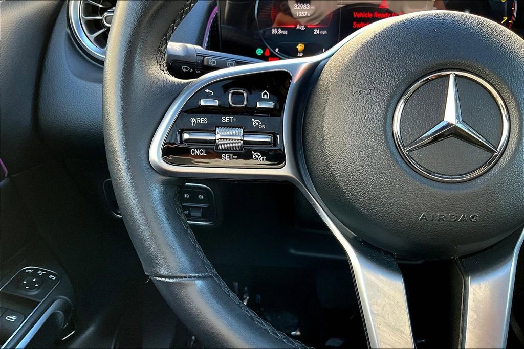 Used 2023 Mercedes-Benz GLB 250 image 9