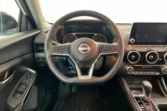 Used 2025 Nissan Sentra SR w/ SR Premium Package image 12