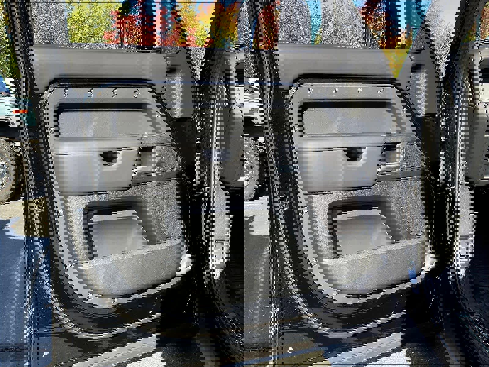 New 2025 Land Rover Defender 130 V8 image 24