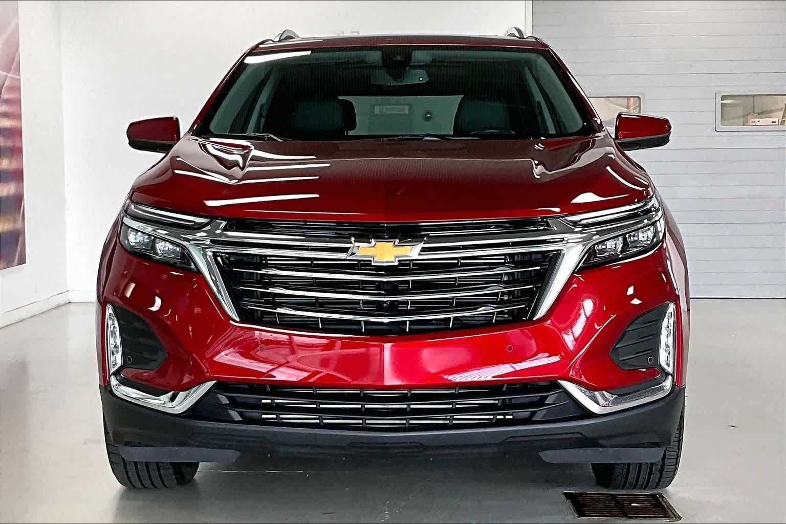 Used 2022 Chevrolet Equinox Premier AWD/4WD image 6