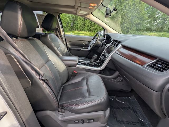 Used 2013 Ford Edge Limited FWD image 12