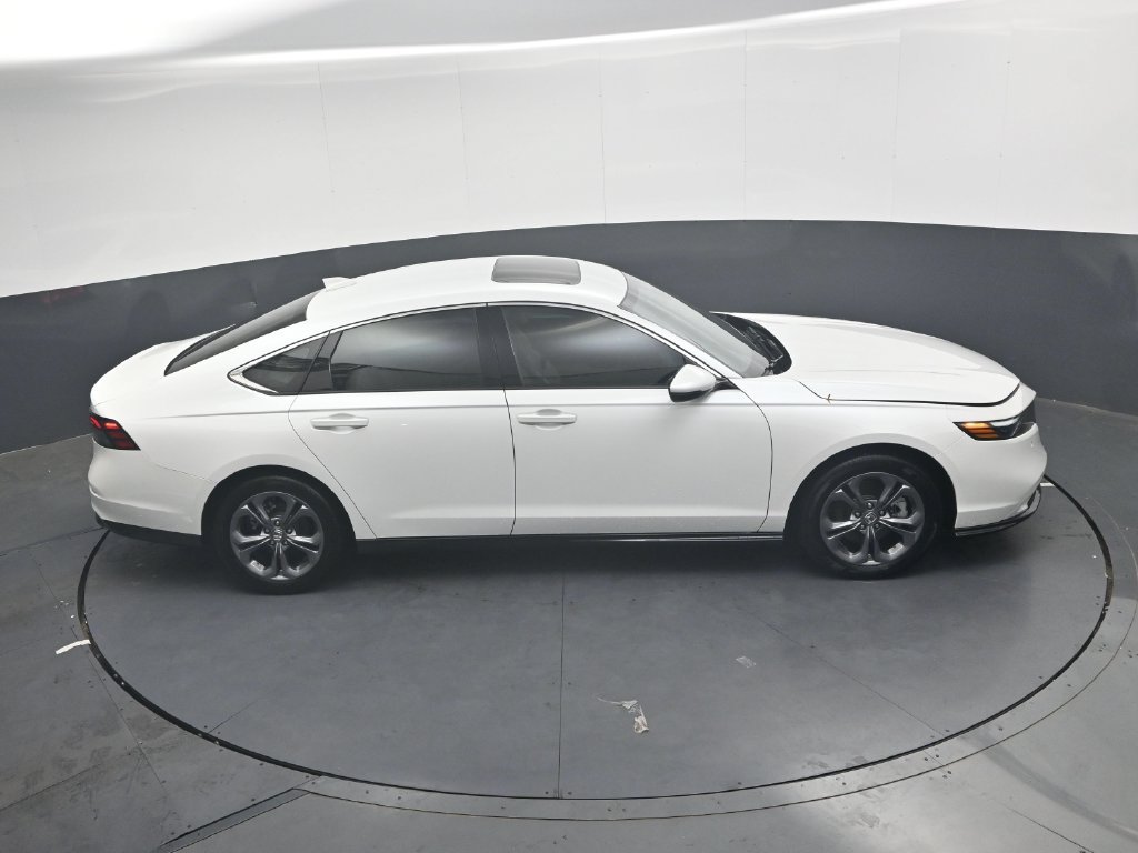 Used 2025 Honda Accord EX-L image 29