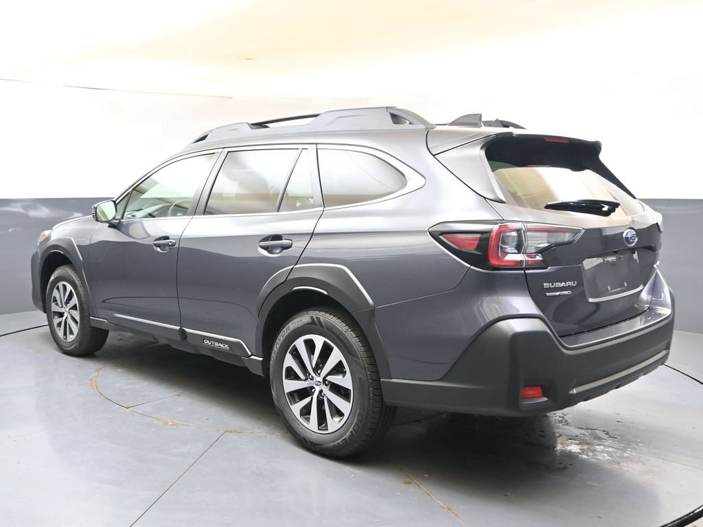 Certified 2024 Subaru Outback Premium AWD/4WD image 3