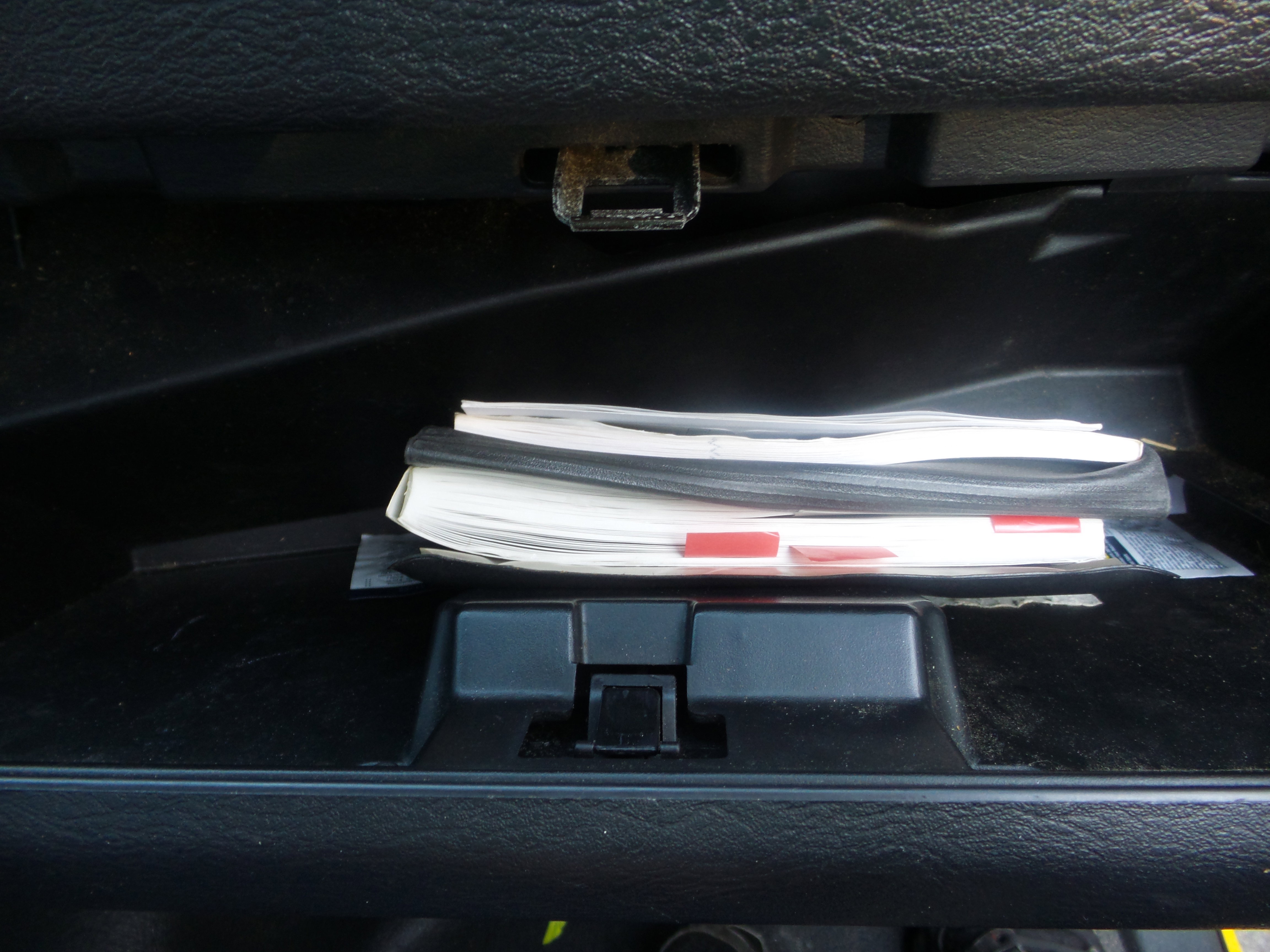 Used 2004 Dodge Ram 1500 Truck ST image 14