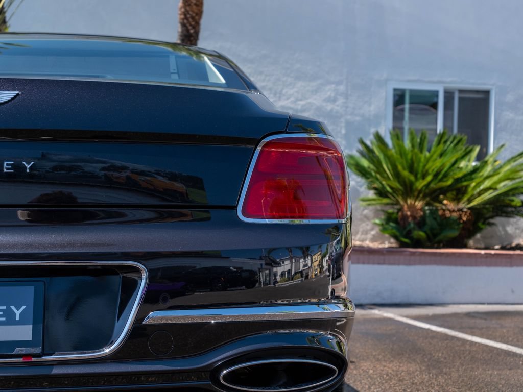Used 2020 Bentley Flying Spur W12 w/ First Edition Specification AWD/4WD image 40
