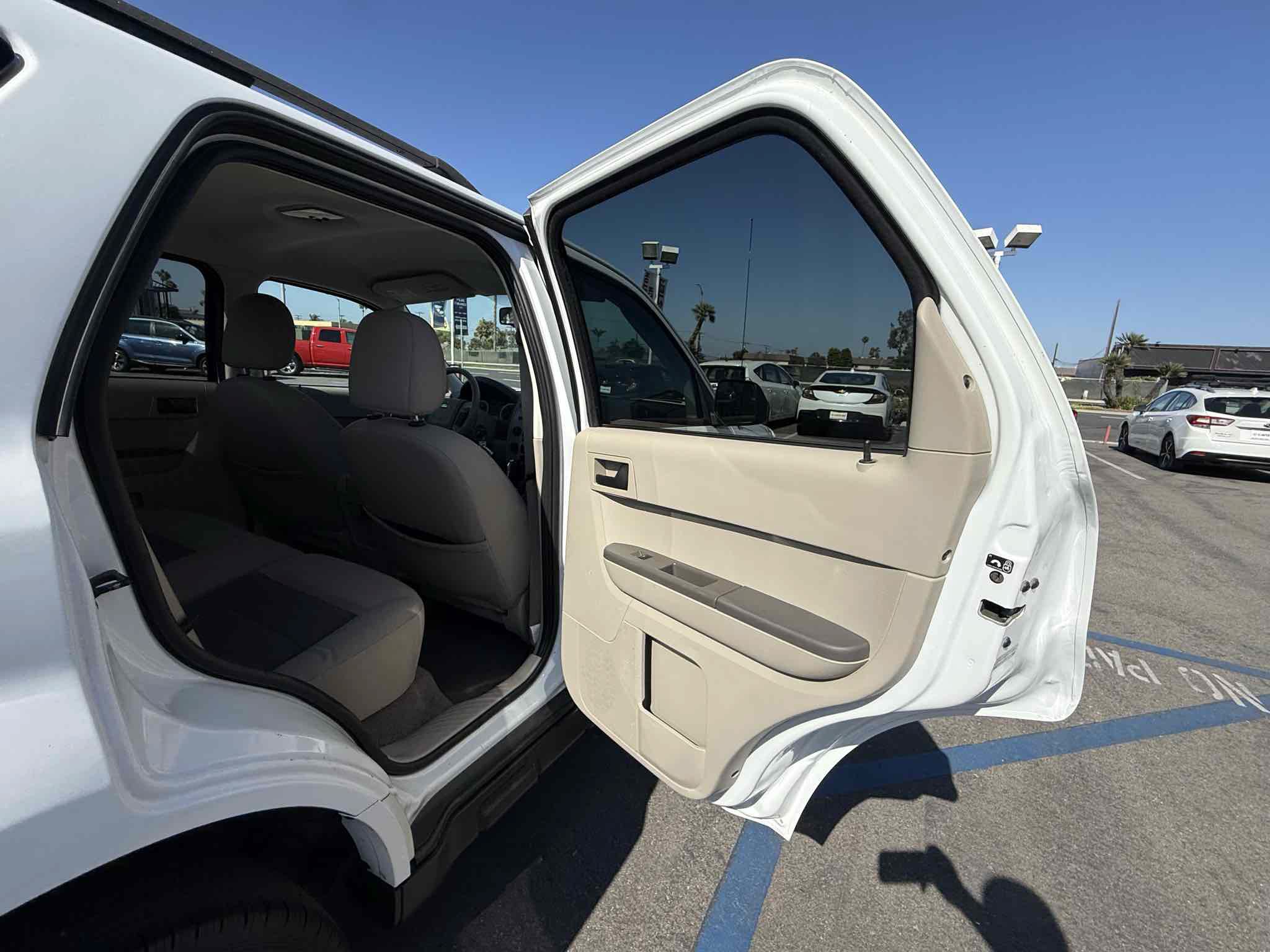Used 2008 Ford Escape 2WD Hybrid image 30