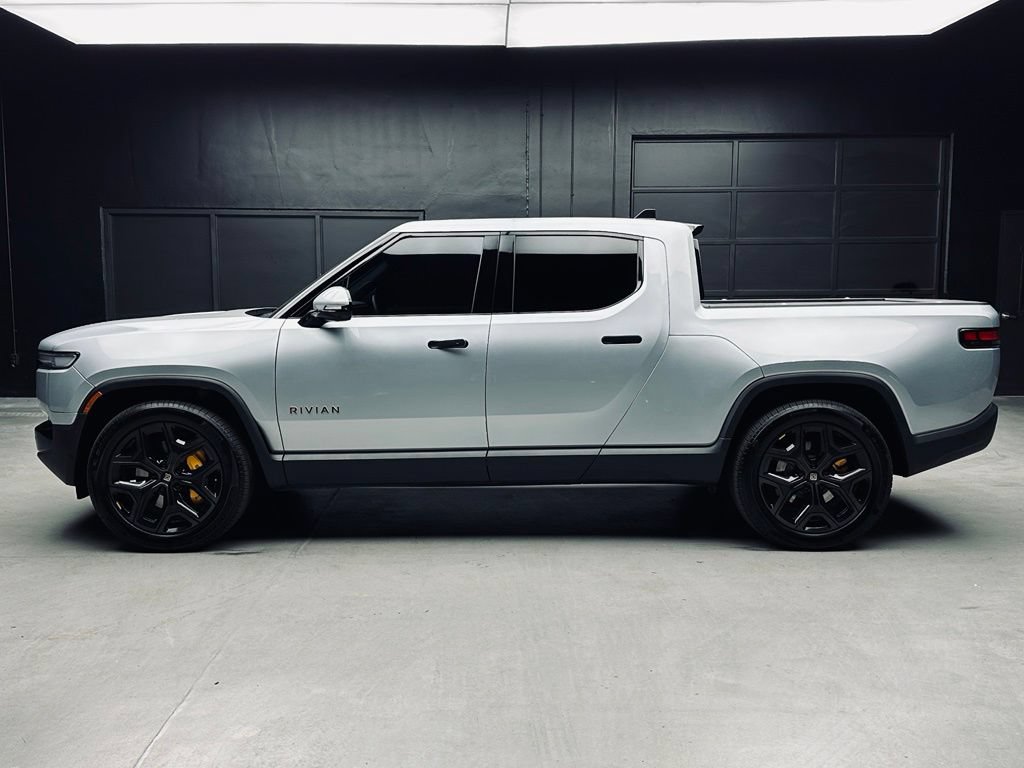 Used 2026 Rivian R1T Premium Tri AWD/4WD image 5