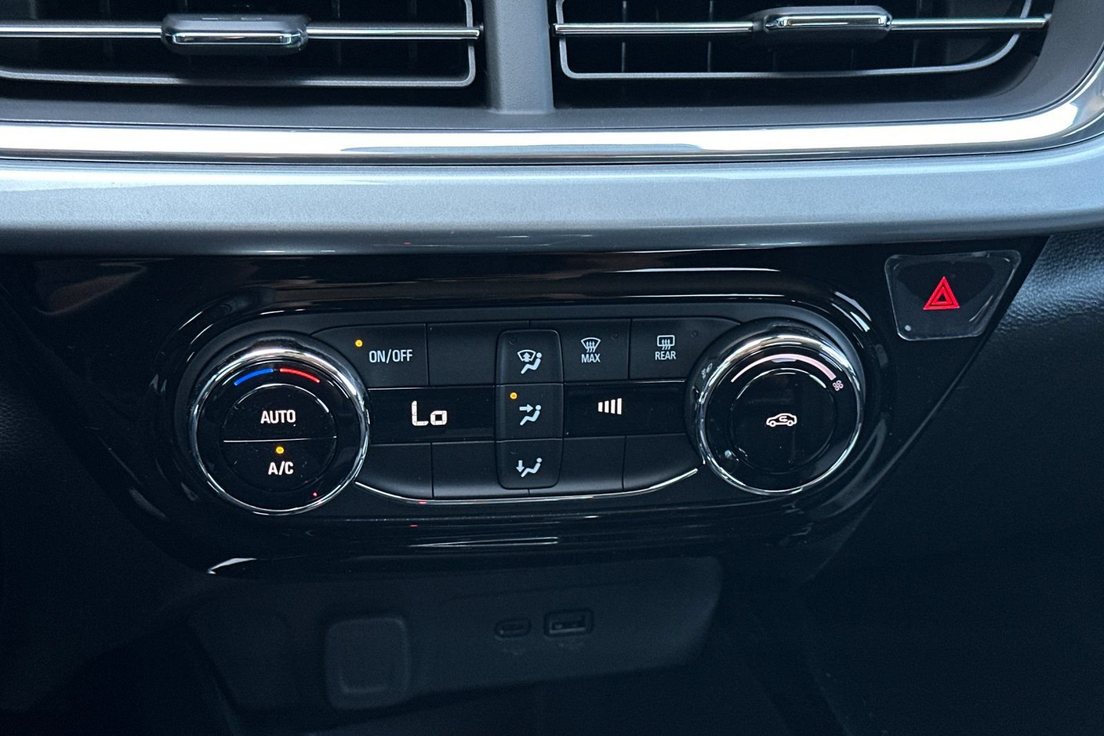 New 2026 Chevrolet Trax LT FWD image 20