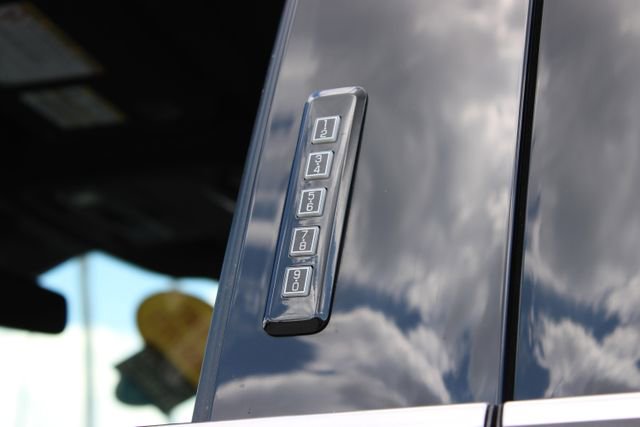 Used 2024 Ford F250 Platinum w/ FX4 Off-Road Package image 20