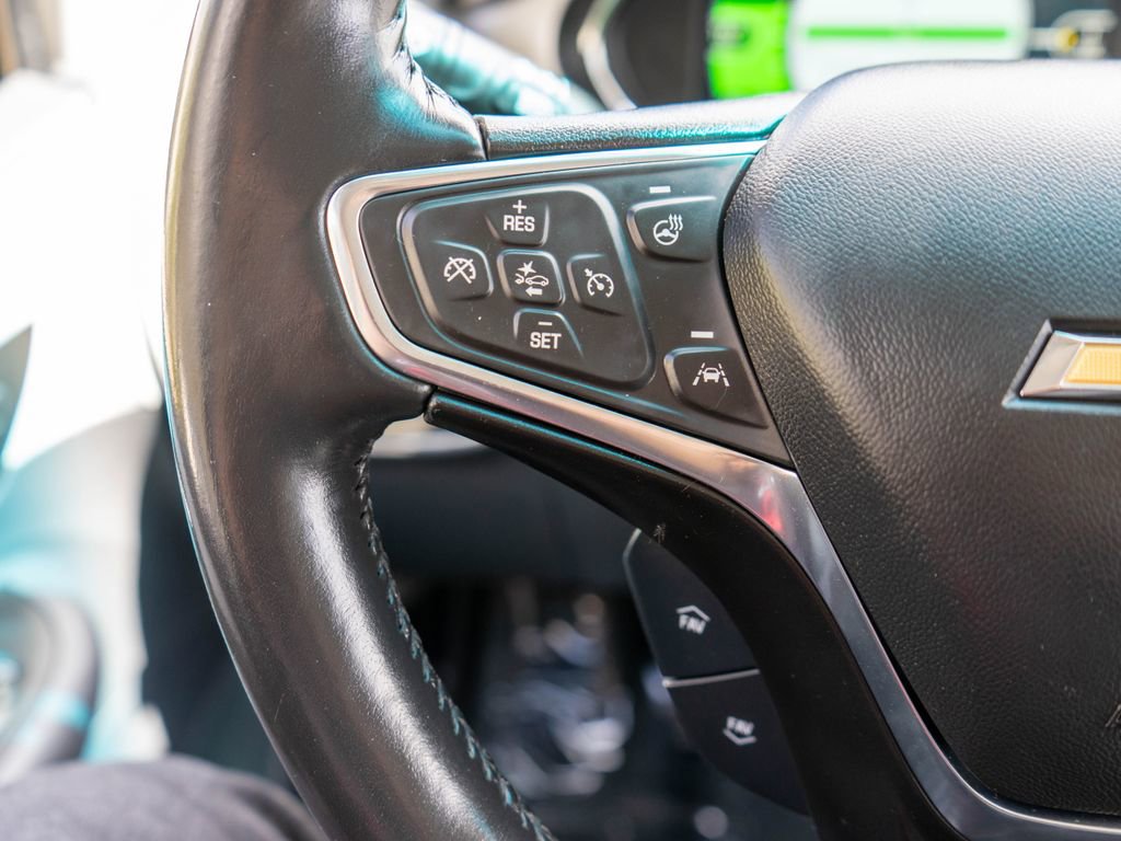 Used 2021 Chevrolet Bolt LT FWD image 19