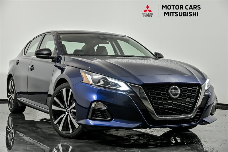 Used 2022 Nissan Altima 2.5 SR