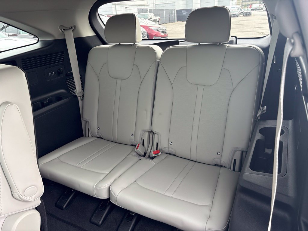 Used 2024 Kia Sorento SX AWD/4WD image 13