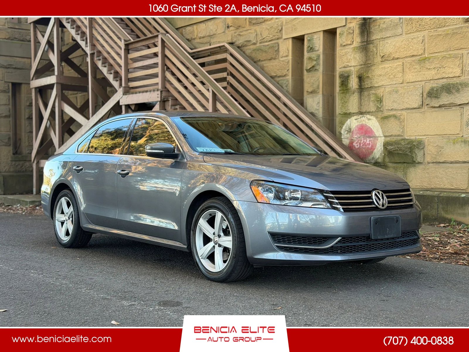 Used 2013 Volkswagen Passat 2.5 SE FWD image 1