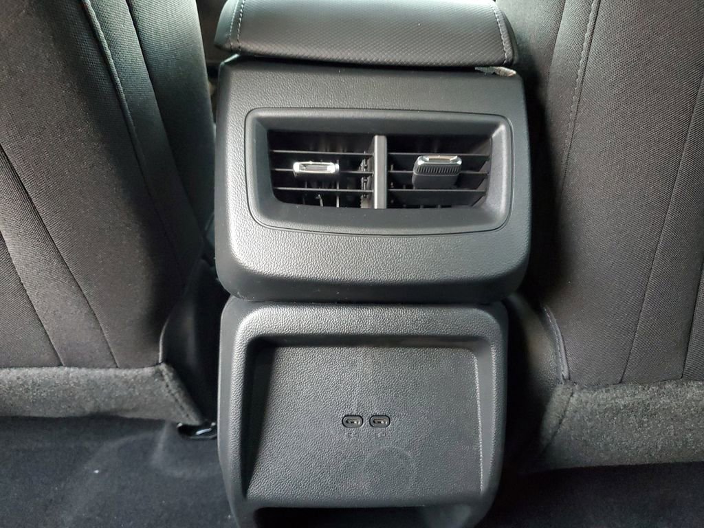 New 2026 Chevrolet Equinox EV LT image 11